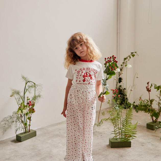 PANTALON FLORES ROJAS TOM AND BOY