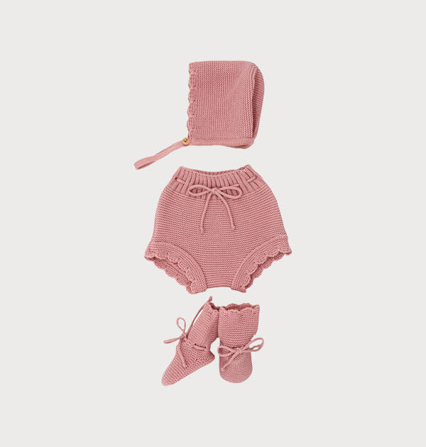 CONJUNTO CAPOTA + BRAGUITA + PATUCOS ROSADO