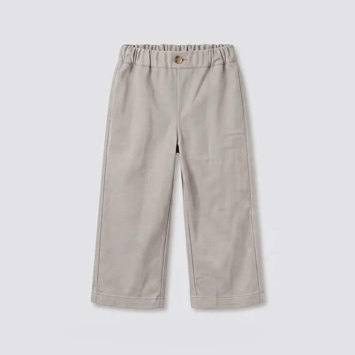 PANTALÓN NIÑA BEIGE BOLSILLOS BORDADOS